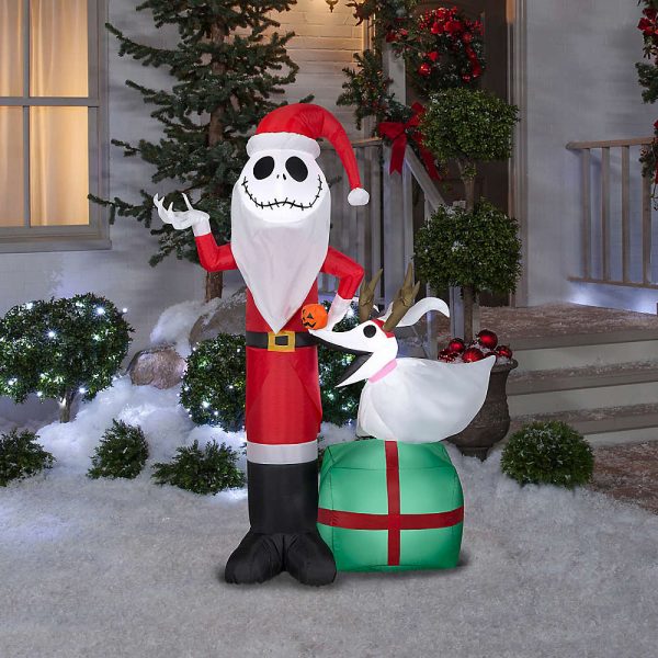 nightmare-before-christmas-outdoor-decor