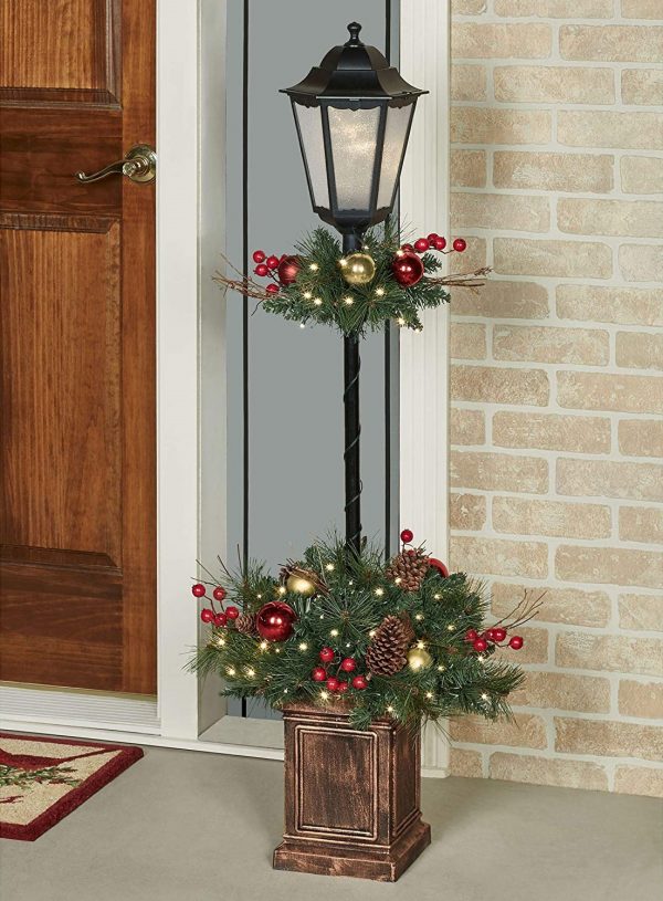 rustic-outdoor-christmas-decorations-tra