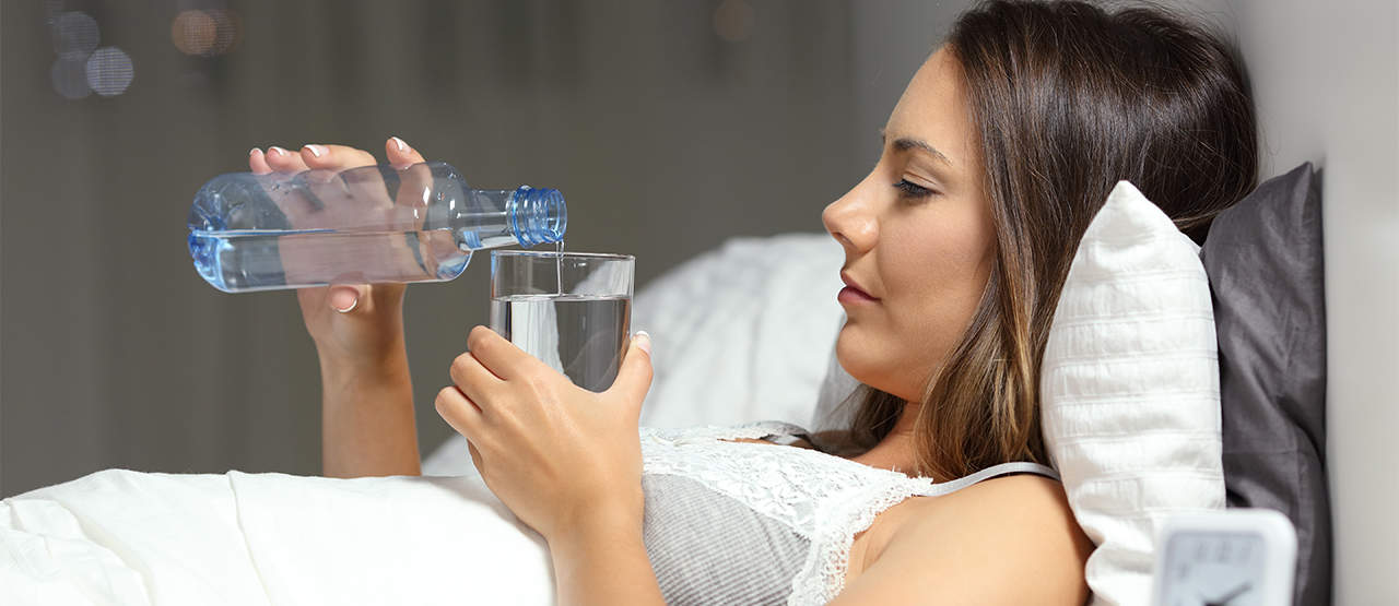 The Pros And Cons Of Drinking Water Before Bed Hedonismonline