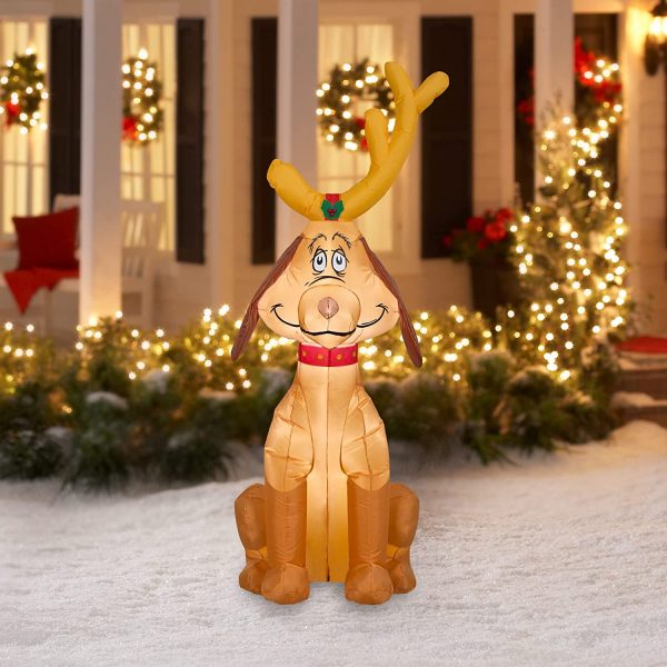 outdoor-grinch-christmas-decorations-max