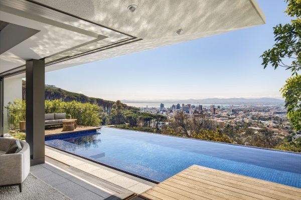 infiniity-pool-600x400.jpg