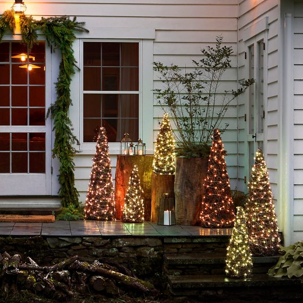 modern-outdoor-christmas-decorations-con