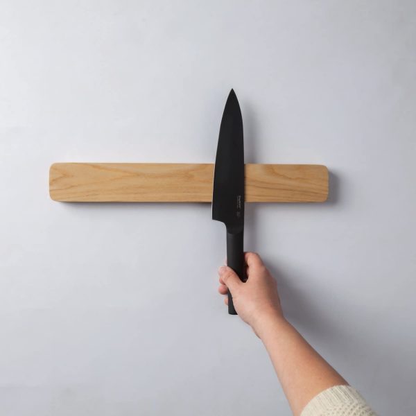 wooden-magnetic-knife-holder-minimalisti