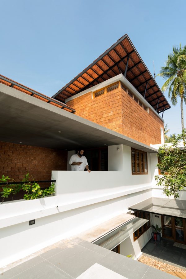 modern-home-600x900.jpg