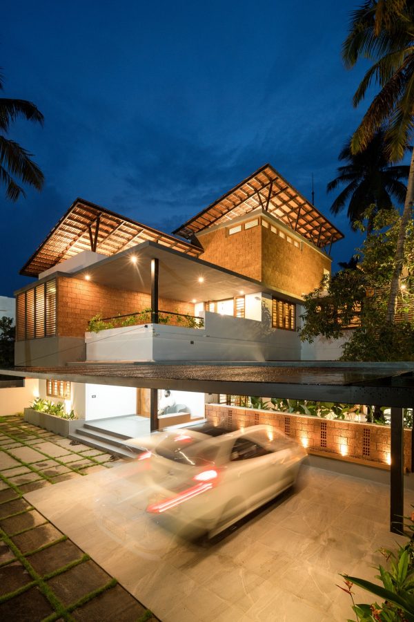 exterior-lighting-600x900.jpg