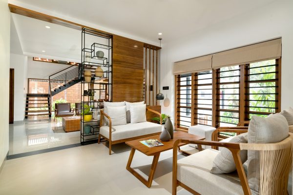 modern-home-interior-600x400.jpg