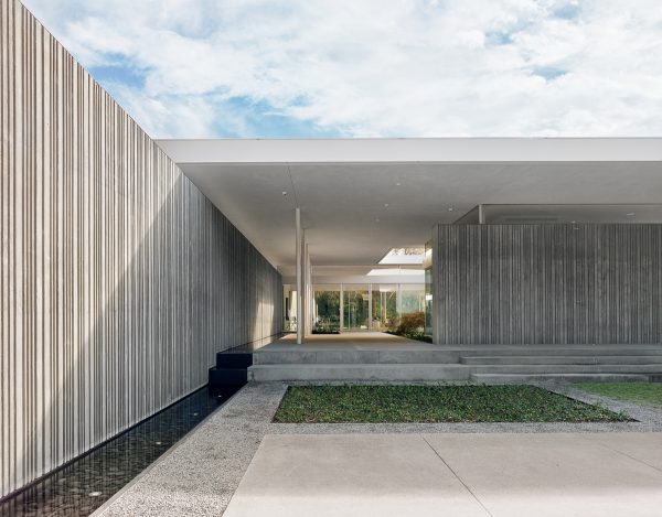concrete-home-exterior-1-600x469.jpg
